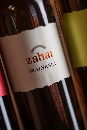 Zahar wines