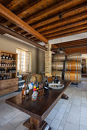 Le Due Torri wines