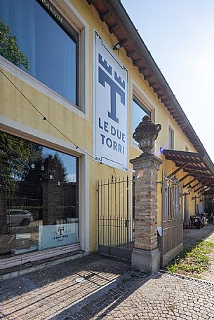 Le Due Torri wines