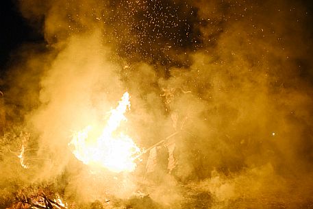 Krampus and St Nicholas, the tradition of 5 December in Tarvisio. Here in Rutte Grande Krampus and St Nicholas, the tradition of 5 December in Tarvisio. Here in Rutte Grande
