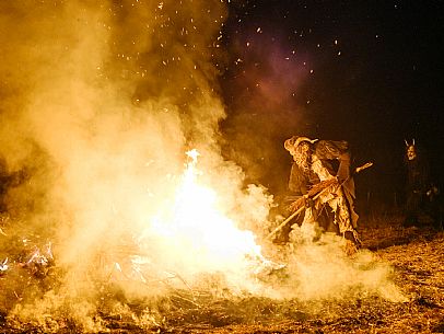 Krampus and St Nicholas, the tradition of 5 December in Tarvisio. Here in Rutte Grande Krampus and St Nicholas, the tradition of 5 December in Tarvisio. Here in Rutte Grande