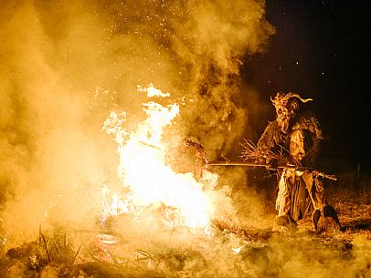 Krampus and St Nicholas, the tradition of 5 December in Tarvisio. Here in Rutte Grande Krampus and St Nicholas, the tradition of 5 December in Tarvisio. Here in Rutte Grande