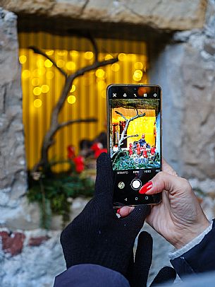 In Poffabbro, the traditional Christmas celebrations each year are characterised by the incredible number of nativity scenes that the inhabitants of the village set up in the streets, in windows and everywhere else. In Poffabbro, the traditional Christmas celebrations each year are characterised by the incredible number of nativity scenes that the inhabitants of the village set up in the streets, in windows and everywhere else.